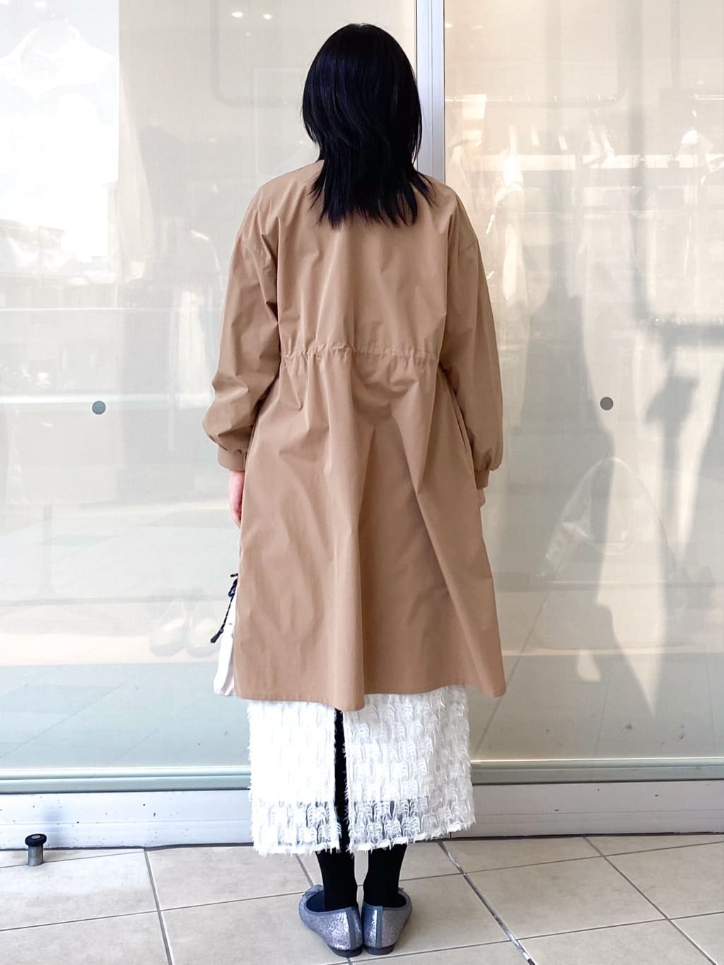 Jeanさんの「OPAQUE.CLIP｜ヴィンテージクロスノーカラーロングコート【洗濯機OK／ストレッチ／イージーアイロン】」を使ったコーディネート