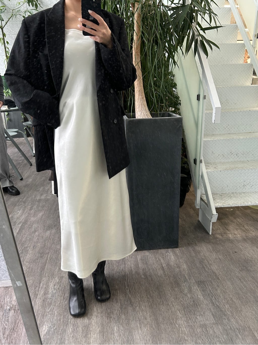 harunaさんの「CODE A｜satin cami dress」を使ったコーディネート