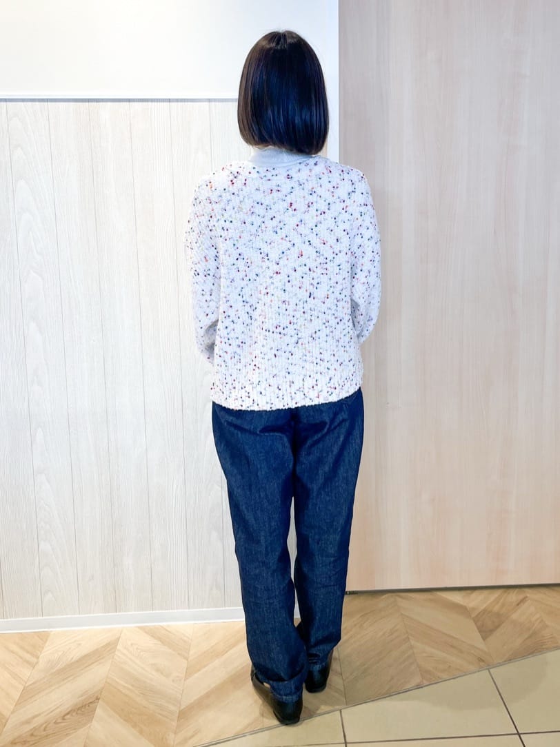 tomoさんの「SHOO･LA･RUE｜【洗濯機可/前後2WAY】ぽこぽこニットカーディガン」を使ったコーディネート