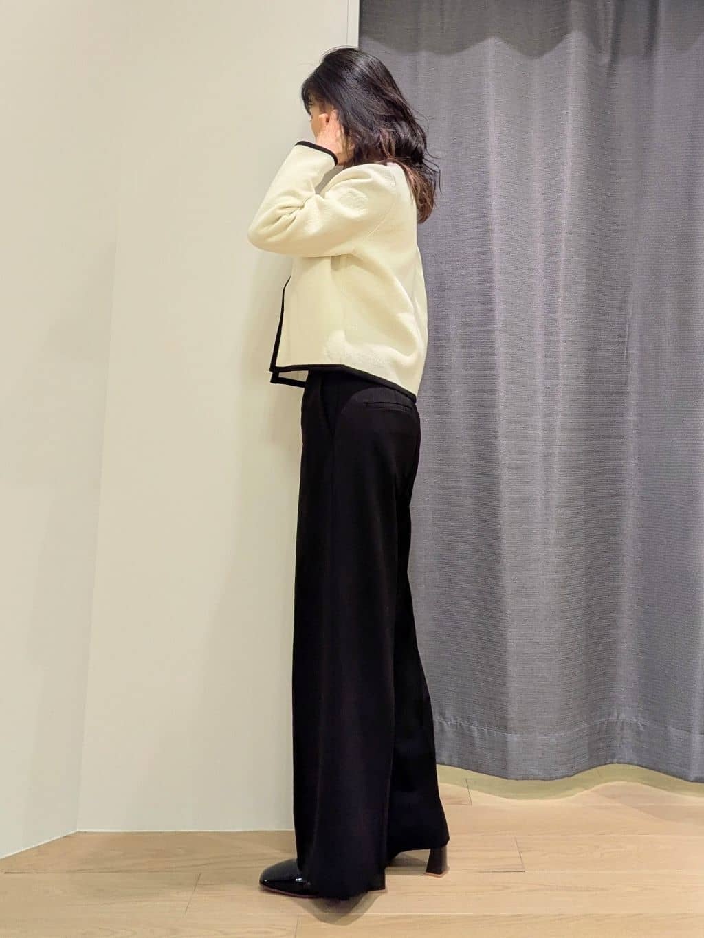 miiさんの「INDIVI｜【軽量】ブークレジャケット ニットカーディガン」を使ったコーディネート