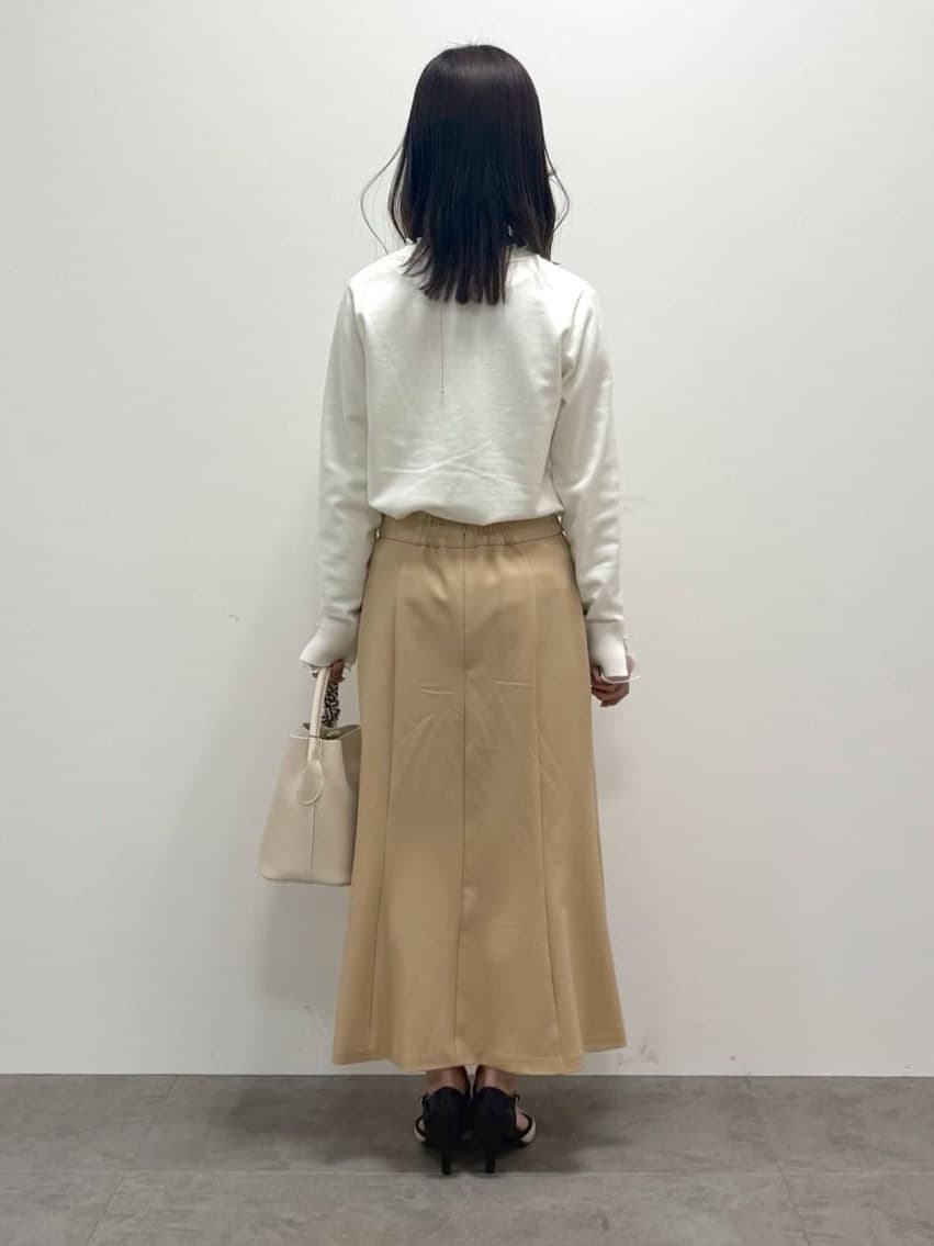 kozuさんの「index｜ドットチュールフリルデザインニット【洗濯機OK】」を使ったコーディネート