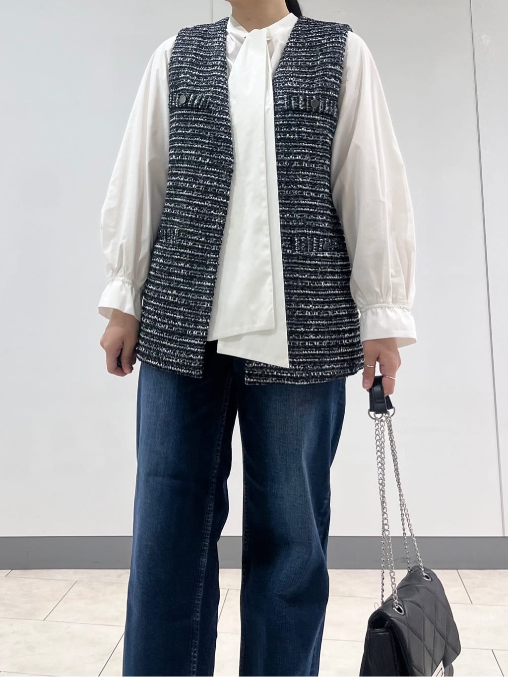 hasuさんの「INDIVI｜【撥水／UVケア／2WAY】超軽量ライナー付ライトトレンチコート」を使ったコーディネート