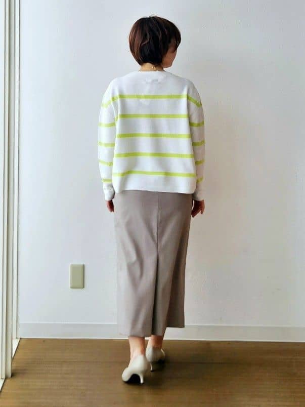 やじまさんの「UNTITLED｜◆【ゆったり/洗える】クロップドニットプルオーバー」を使ったコーディネート