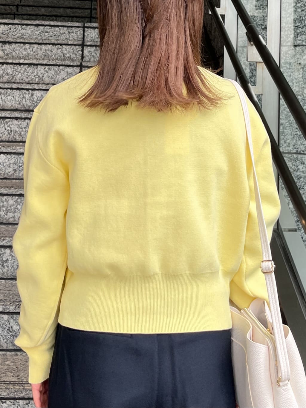 HANNAさんの「OPAQUE.CLIP｜フラップポケット金ボタンニットカーディガン【洗濯機OK】」を使ったコーディネート