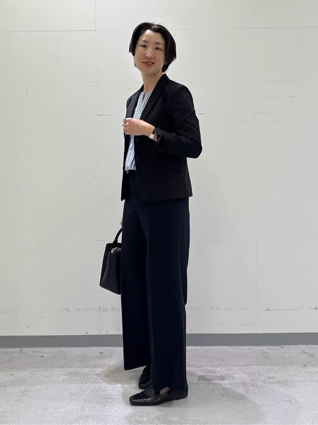 yuriさんの「INDIVI｜【新作褒められパンツ】快温ワイドパンツ」を使ったコーディネート