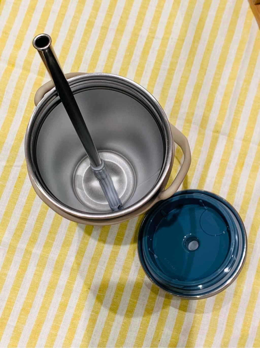 mikachoさんの「212 KITCHEN STORE｜ストロー付2wayタンブラー470ml モカ」を使ったコーディネート