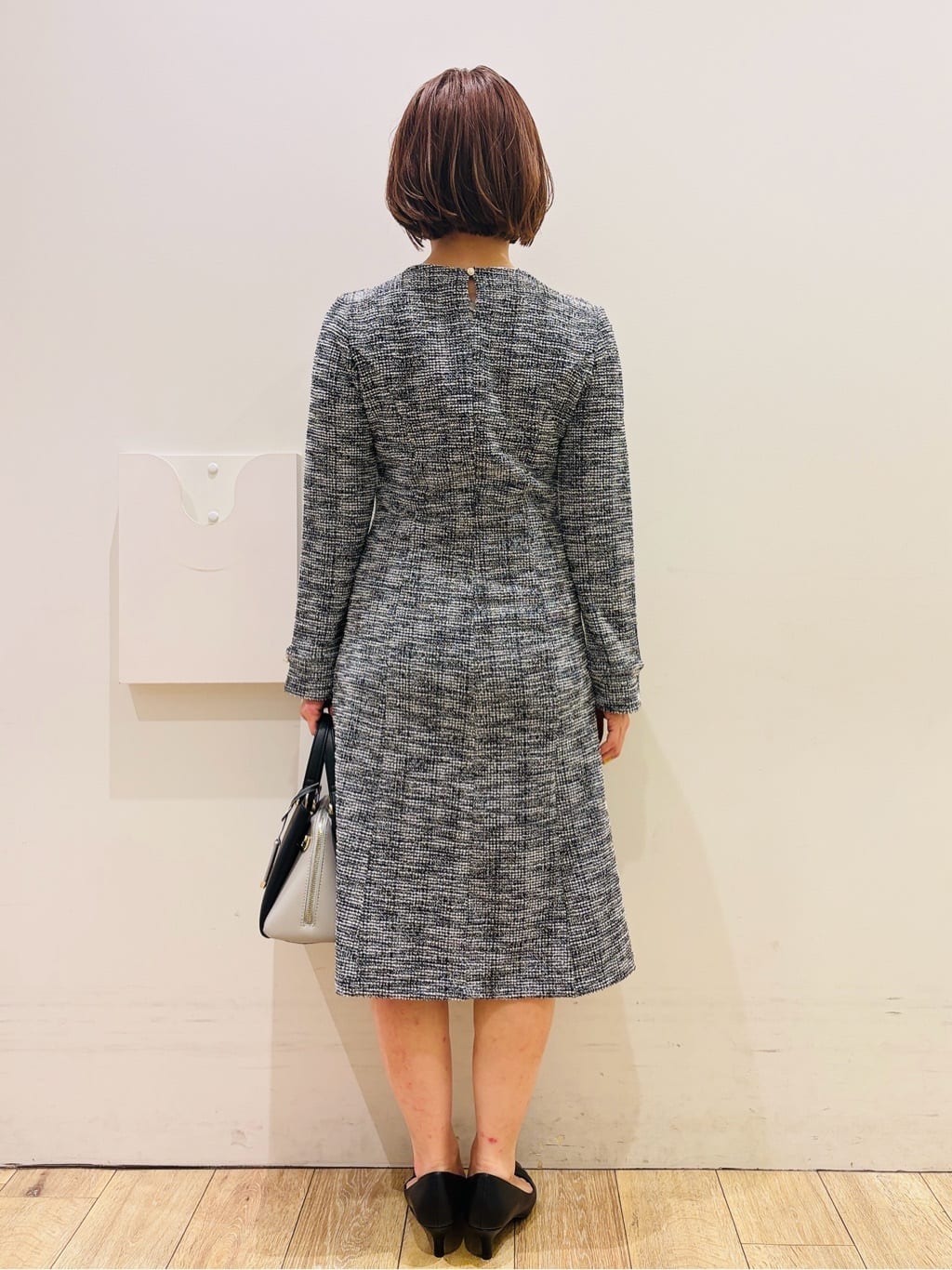 YUKOさんの「index｜ミックスツイードフレアワンピース【洗える／イージーアイロン／ストレッチ】《S～3L》」を使ったコーディネート