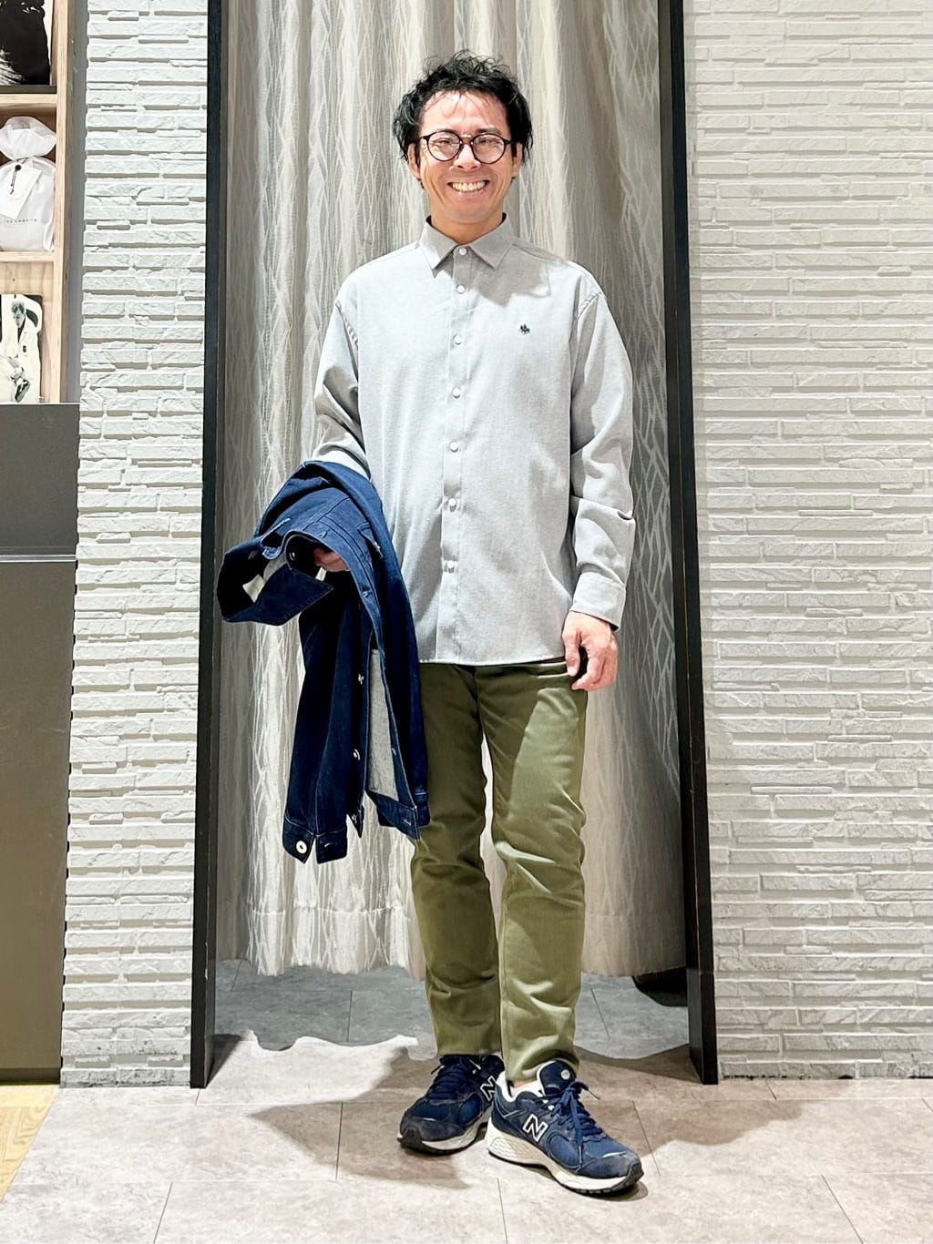 KENJI Iさんの「THE SHOP TK｜【大人にも取り入れやすい】デニムジャケット セットアップ可/洗濯機OK」を使ったコーディネート