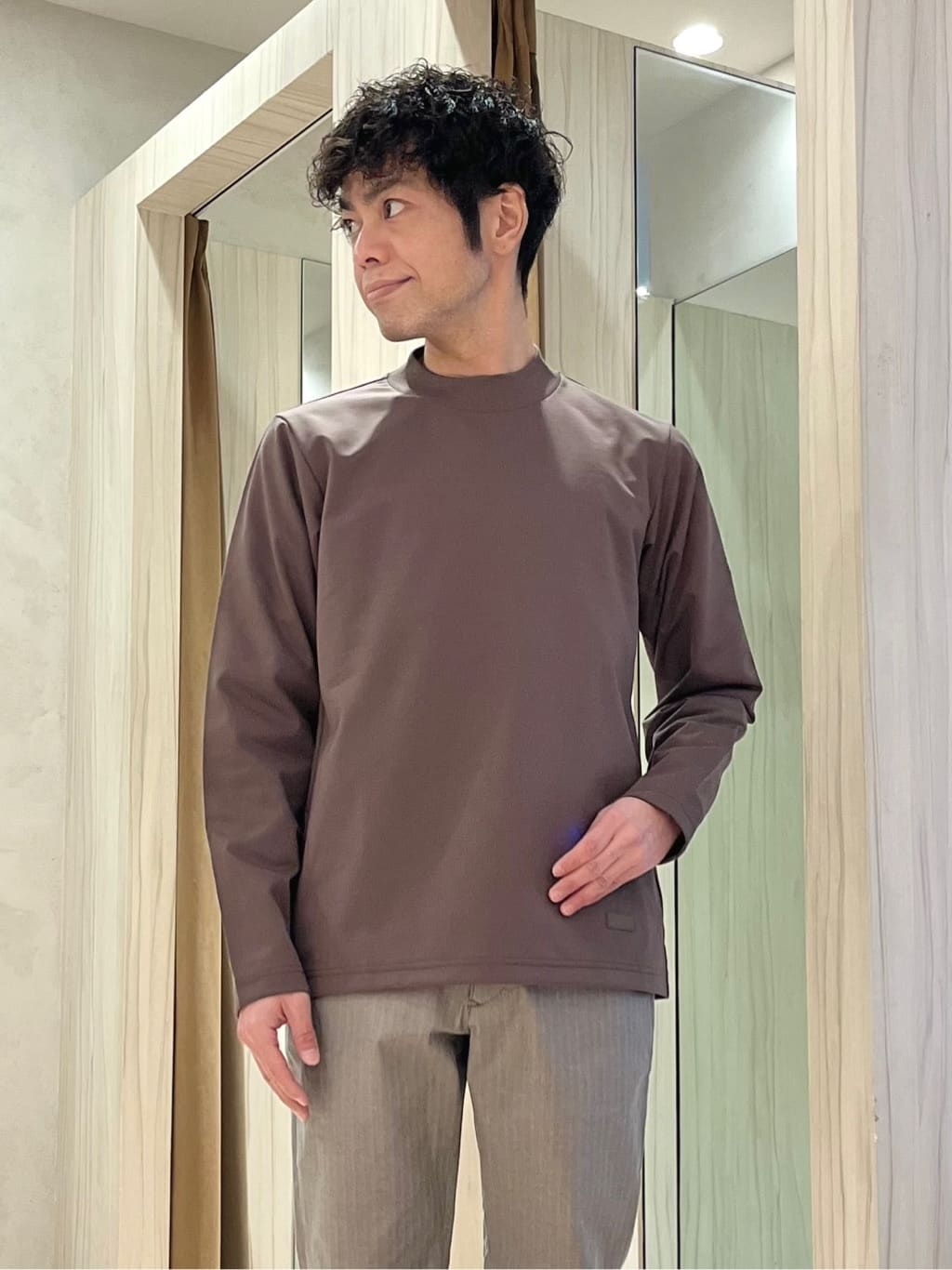 URAさんの「TAKEO KIKUCHI｜スタンドカラー ショート リブ ブルゾン」を使ったコーディネート
