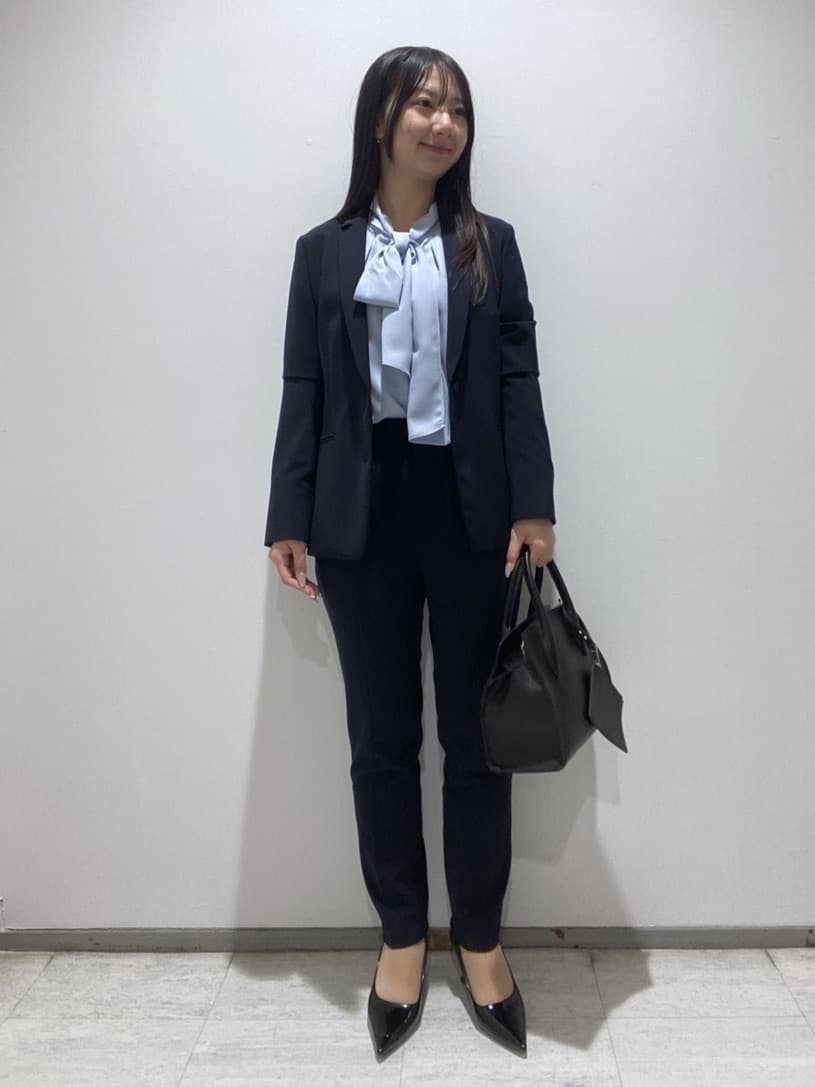 meiさんの「INDIVI｜【通勤スーツ／洗える】ストレッチテーラードカラージャケット」を使ったコーディネート