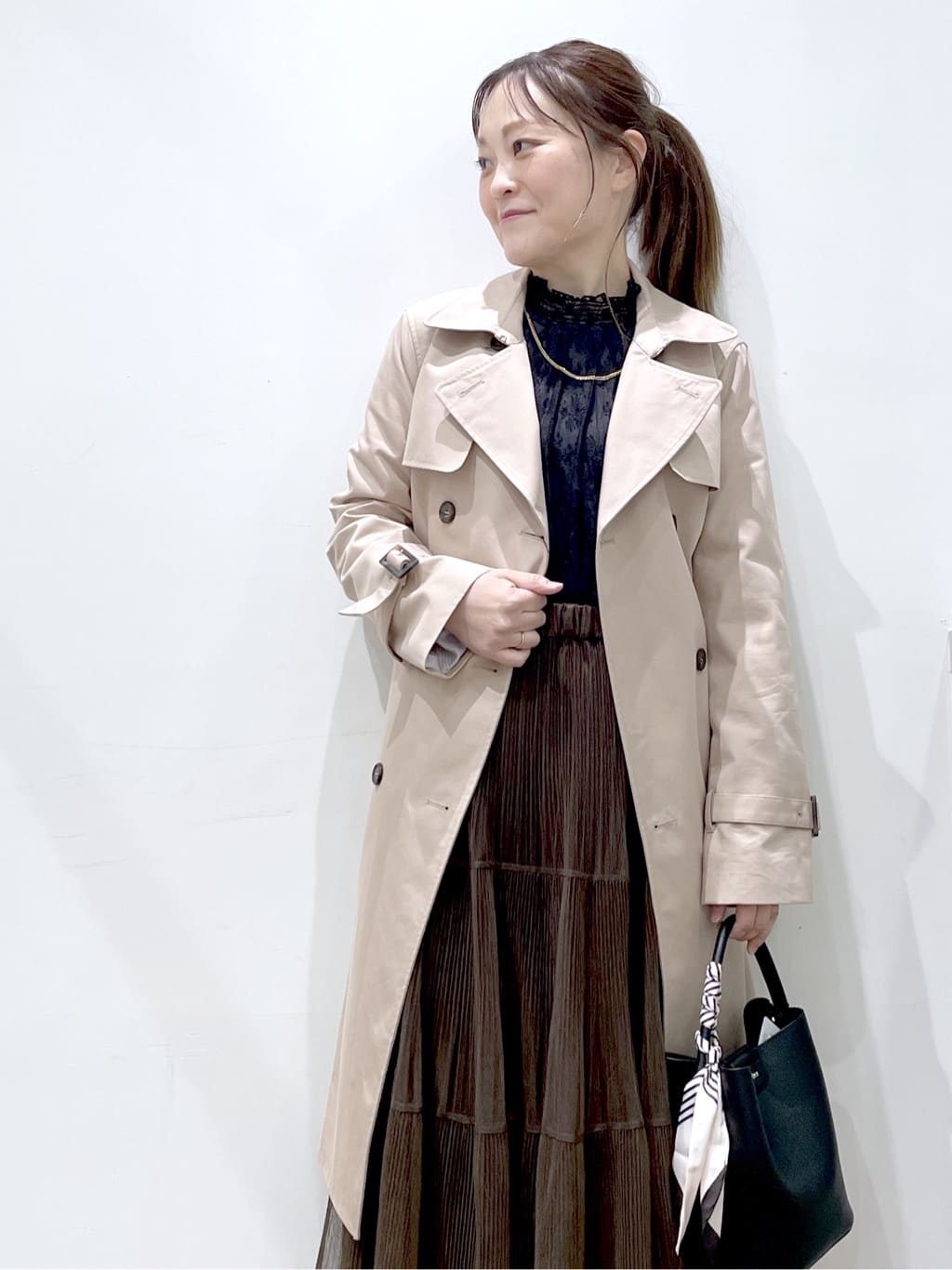 Junさんの「index｜フリルハイネックレーストップス【洗濯機OK】」を使ったコーディネート