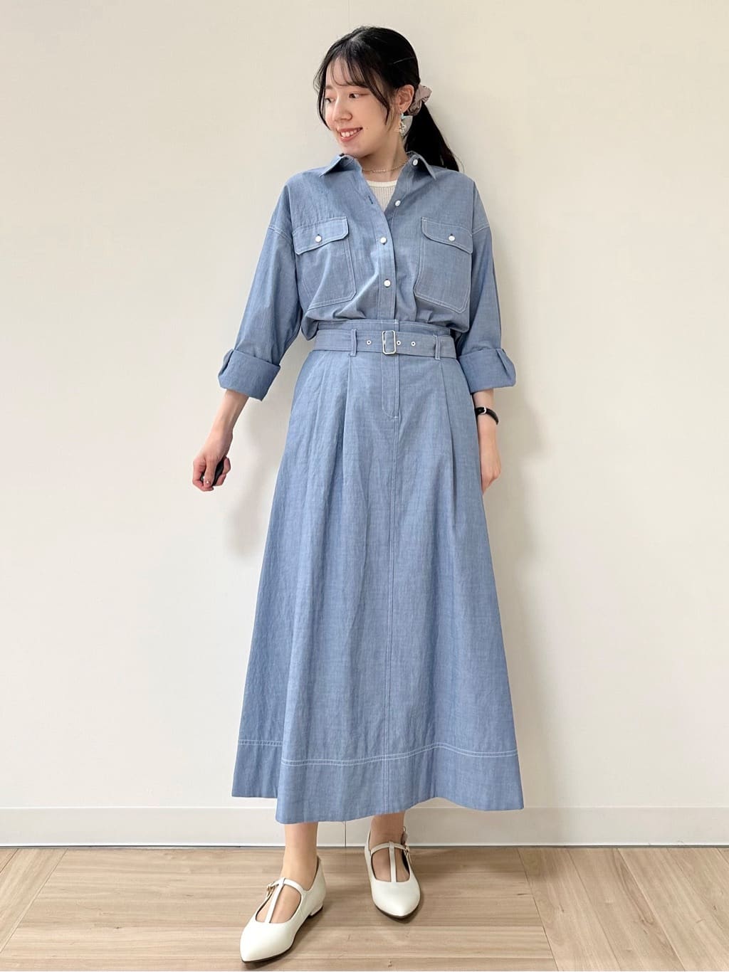 Momoさんの「Reflect｜【羽織にも◎】ダンガリーシャツ」を使ったコーディネート