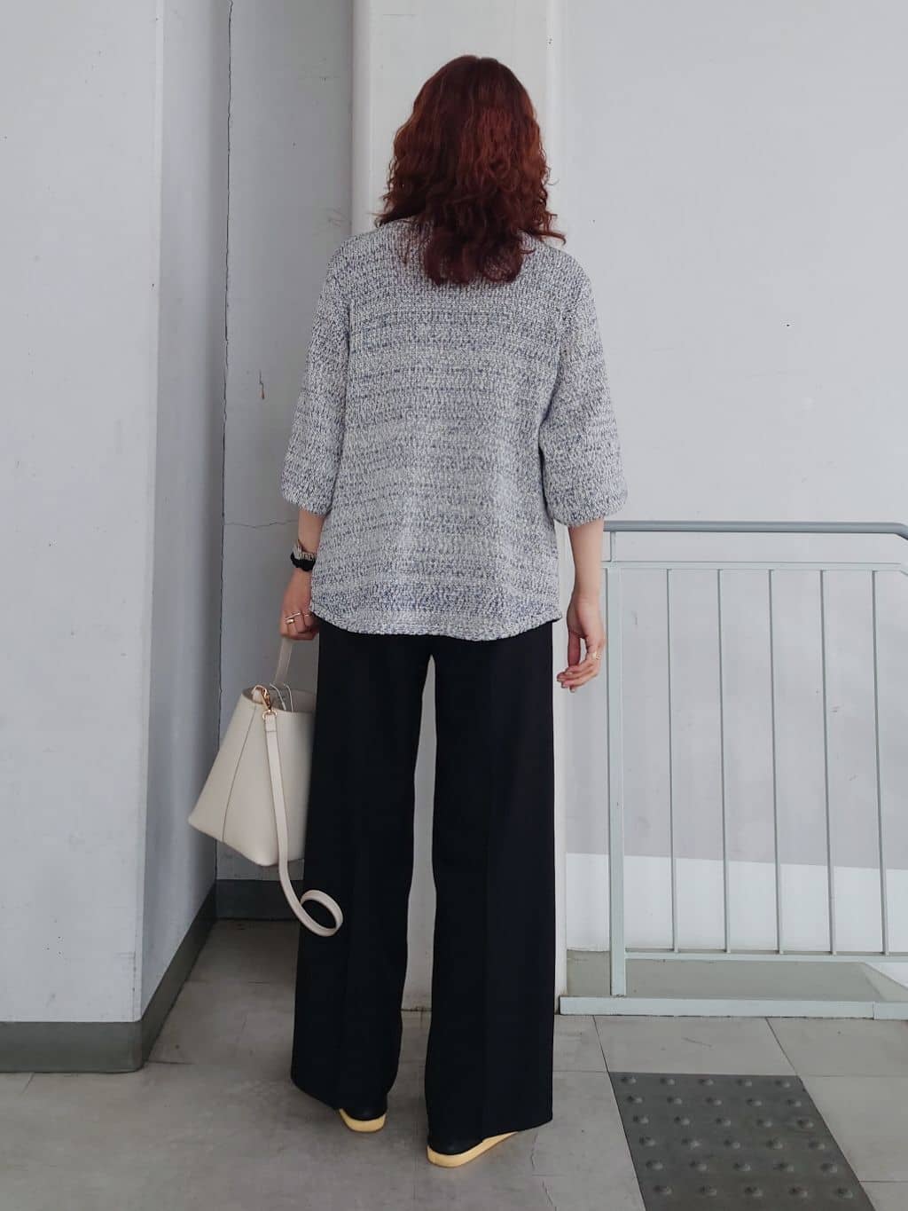 maruさんの「THE SHOP TK｜大判スカーフ」を使ったコーディネート