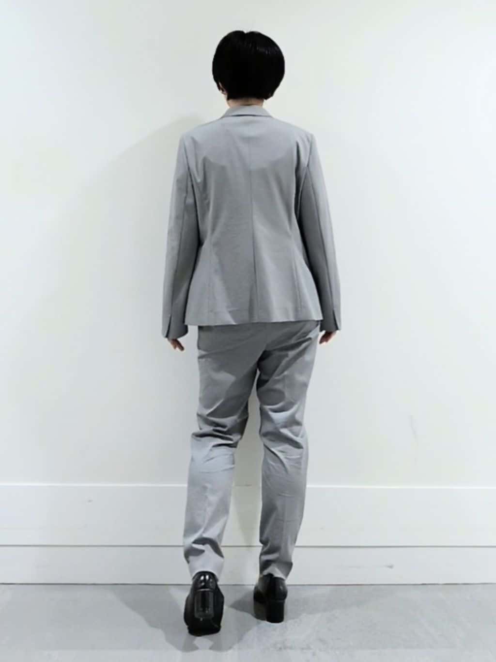 ミズタさんの「UNTITLED｜【UV/接触冷感/スーツ】ジャージテーラードジャケット」を使ったコーディネート