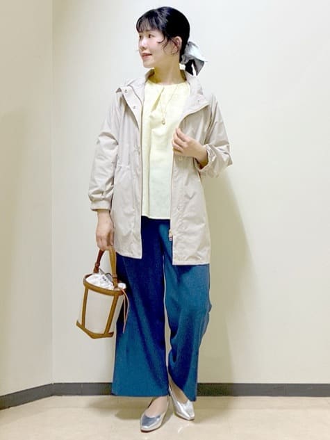  beni_gingerさんの「Reflect｜【接触冷感】ボリュームスリーブサテンジャカードブラウス」を使ったコーディネート