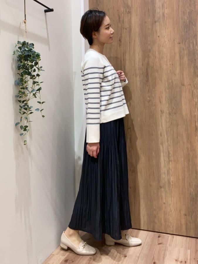 まなしぃさんの「grove｜【洗える】毛玉軽減クルーネックカーディガン」を使ったコーディネート