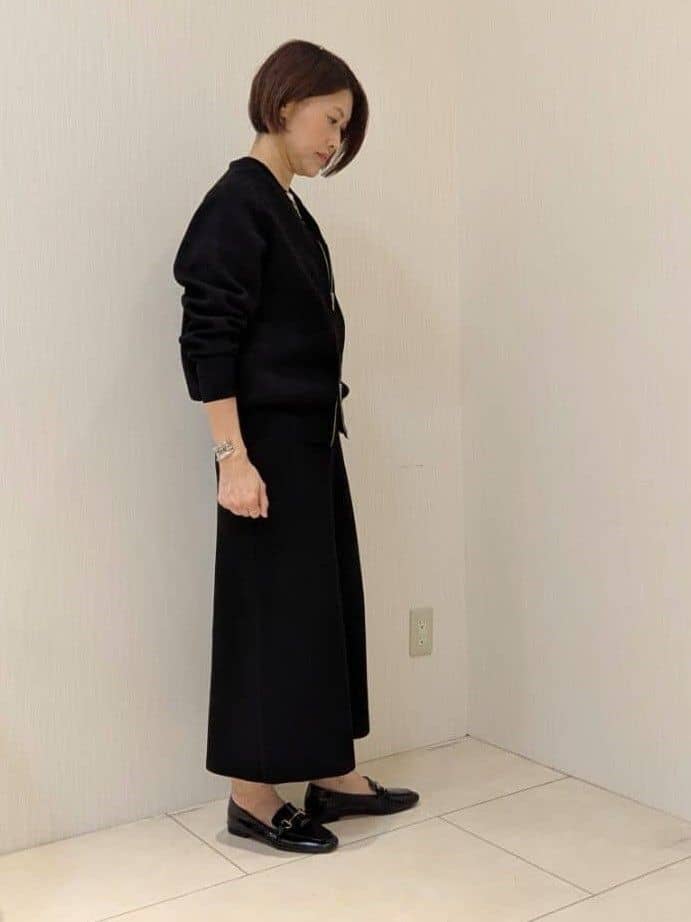 u-macoさんの「UNTITLED｜◆【軽羽織り/セットアップ可】ジップアップニットカーディガン」を使ったコーディネート