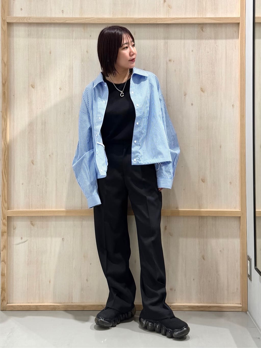 nanaさんの「THE SHOP TK｜ショート丈シャツブルゾン」を使ったコーディネート