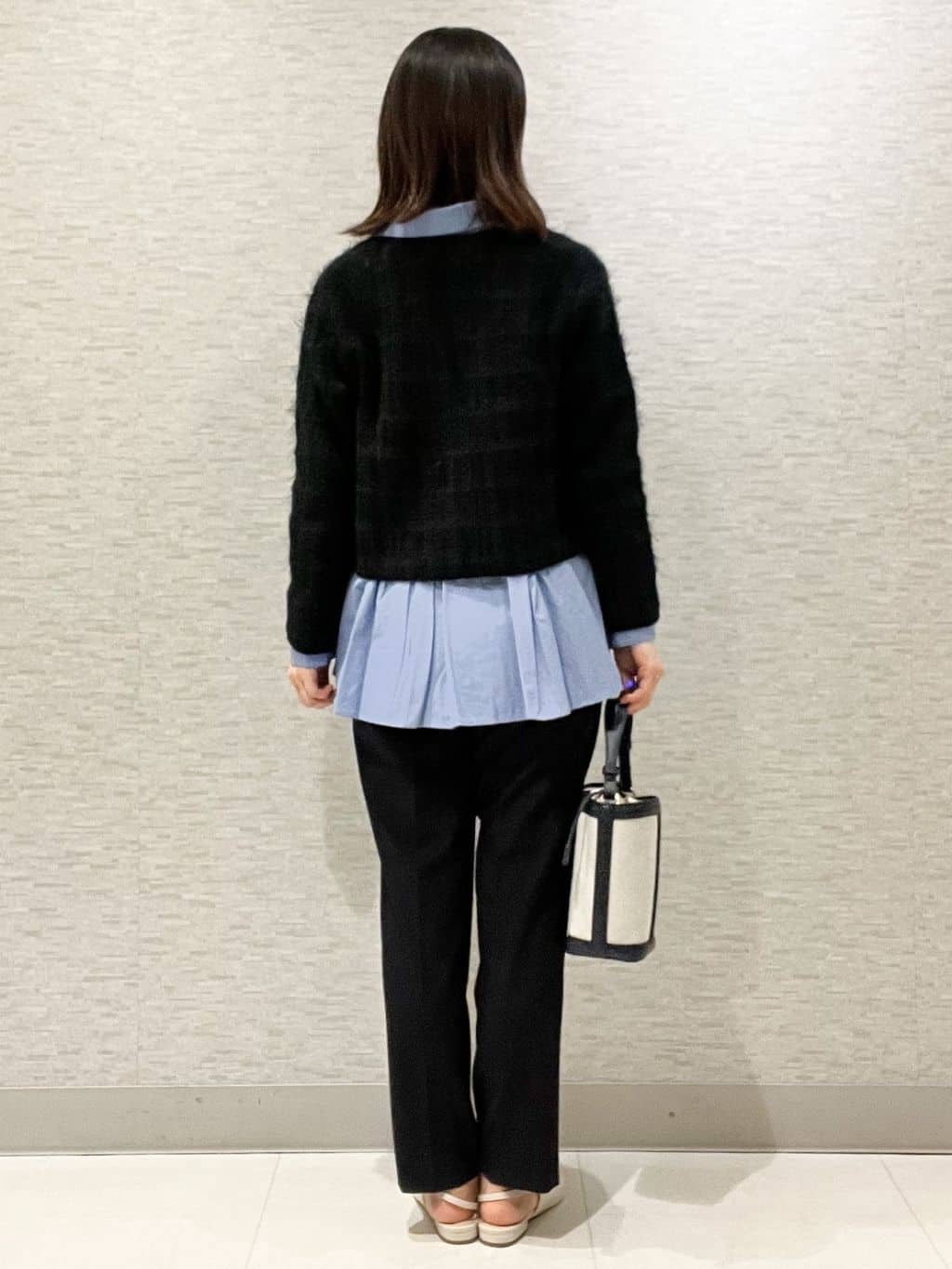 marikoさんの「Reflect｜【お食事会やお出かけに◎】ふんわりジャカード編みカーディガン」を使ったコーディネート