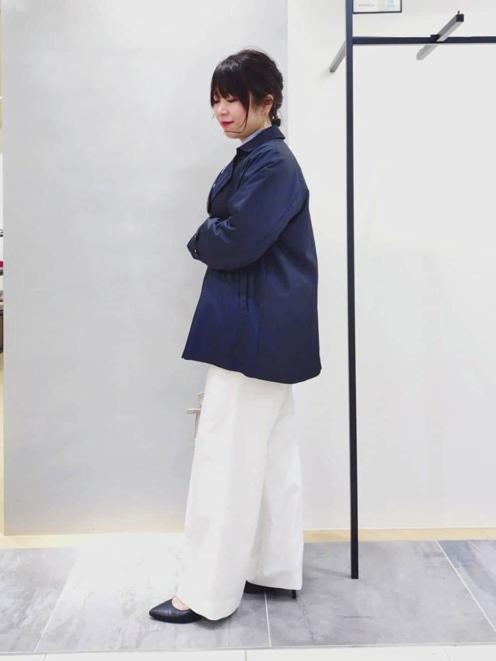 TOMOMIさんの「INDIVI｜【新作褒められパンツ】快温ワイドパンツ」を使ったコーディネート