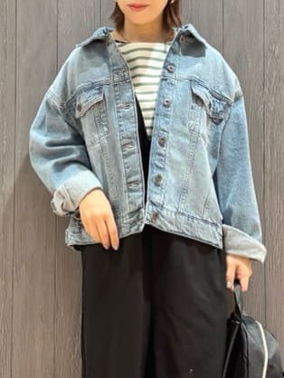 meiさんの「SHOO･LA･RUE｜【SHOO・LA・RUE DENIM】羽織るだけでこなれる　オーバーサイズデニムジャケット」を使ったコーディネート