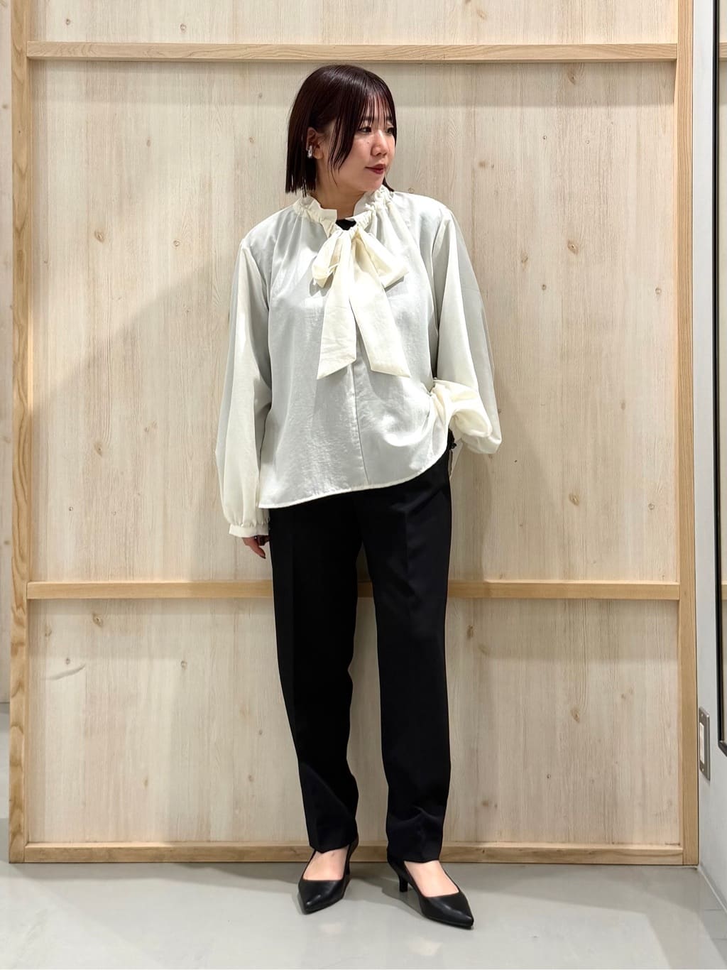 nanaさんの「THE SHOP TK｜【フォーマルにもカジュアルにも】ツイードジレ」を使ったコーディネート