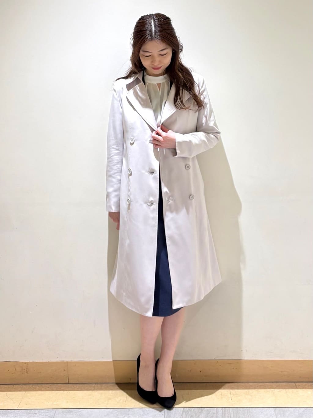 sakiさんの「COUP DE CHANCE｜◆【撥水／通勤】きれいめトレンチコート」を使ったコーディネート
