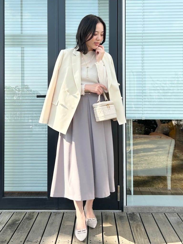 shinoさんの「Couture brooch｜【プチプラ】シアーテレコインナー」を使ったコーディネート