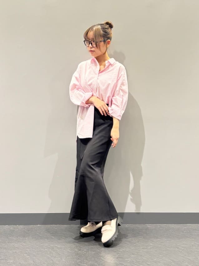 せらら⭐️さんの「ESPERANZA｜フリル付きリボンローファー」を使ったコーディネート
