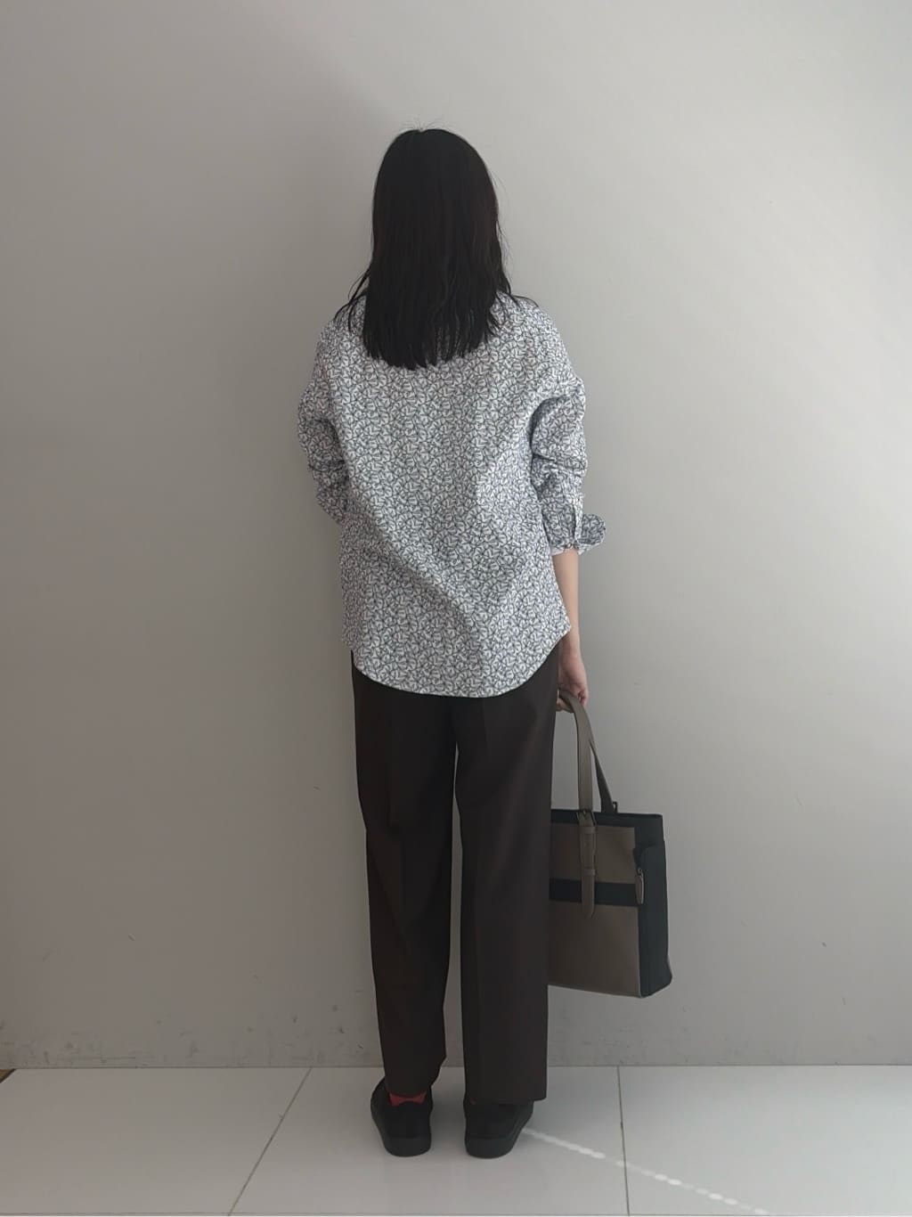 Akutagawaさんの「TAKEO KIKUCHI｜アルビニリーフプリントジャージ」を使ったコーディネート