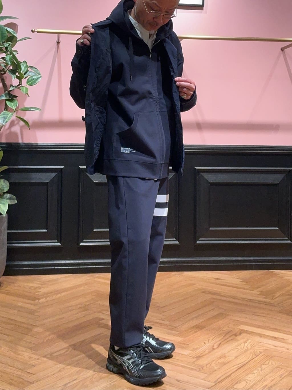 torigoeさんの「DRESSTERIOR｜【接触冷感／セットアップ可】ドライタッチ ハイカウントジップアップパーカ」を使ったコーディネート