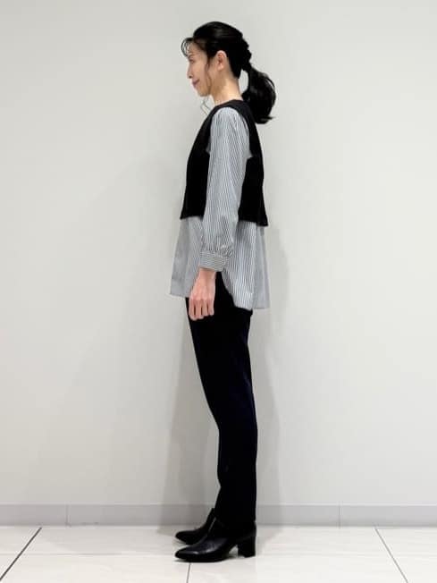 kayoさんの「INDIVI｜【褒められパンツ／高ストレッチ】タックテーパードパンツ」を使ったコーディネート