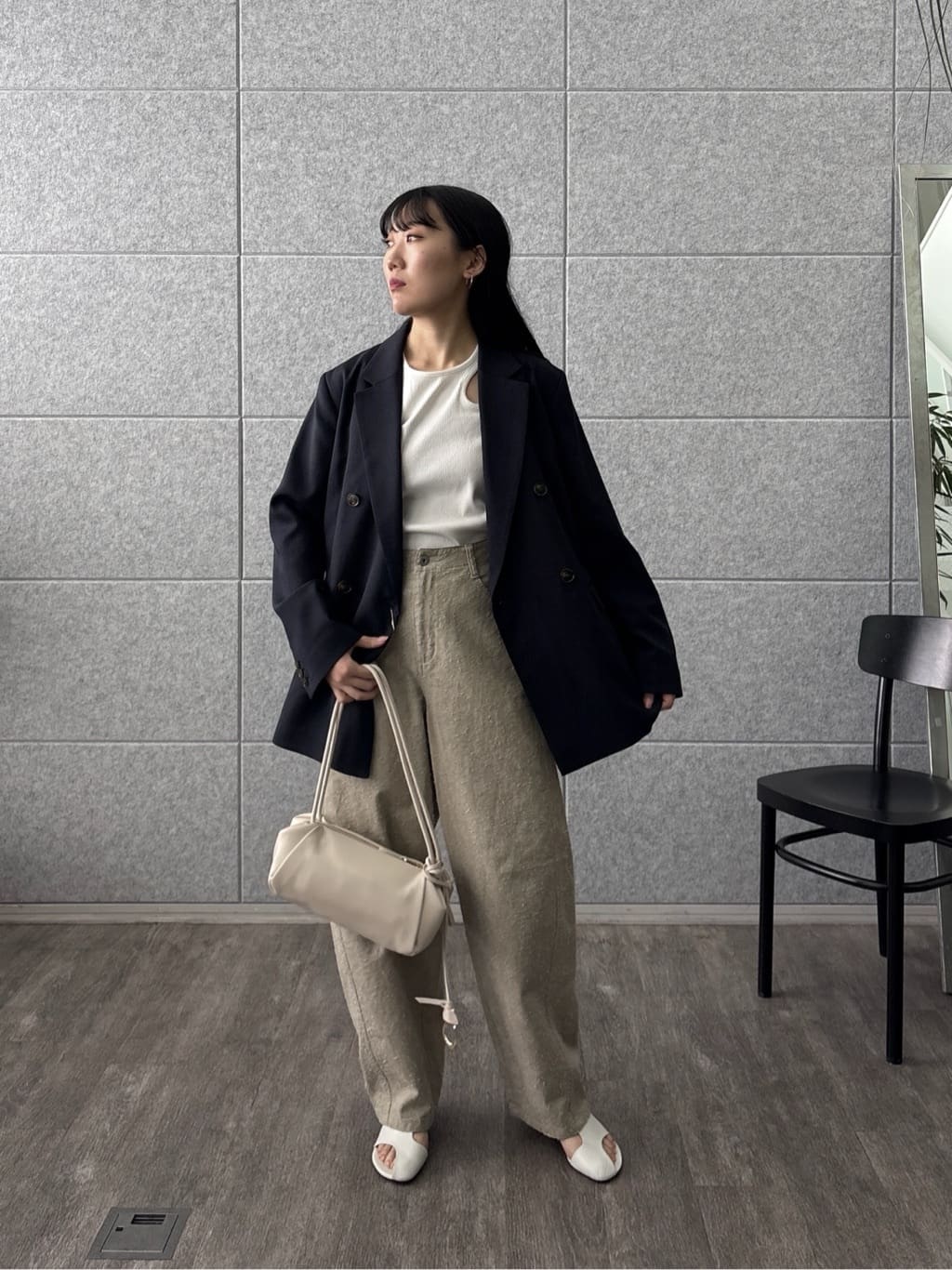 rinaさんの「INDIVI｜ダブルブレストオーバージャケット」を使ったコーディネート