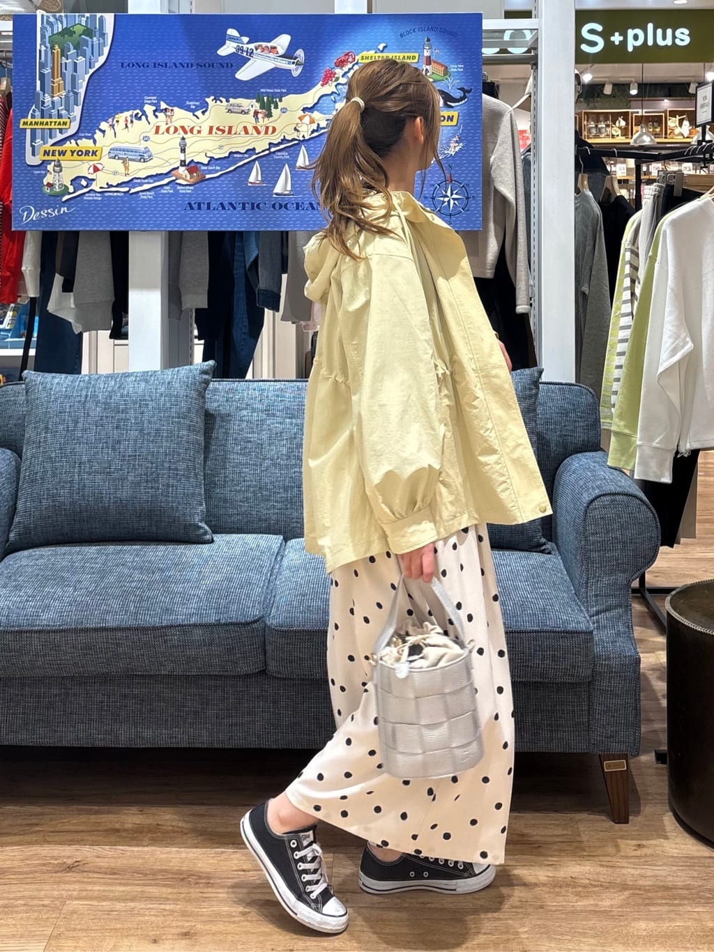 yuinaさんの「Dessin｜【撥水・洗える】フーデッドライトブルゾン」を使ったコーディネート