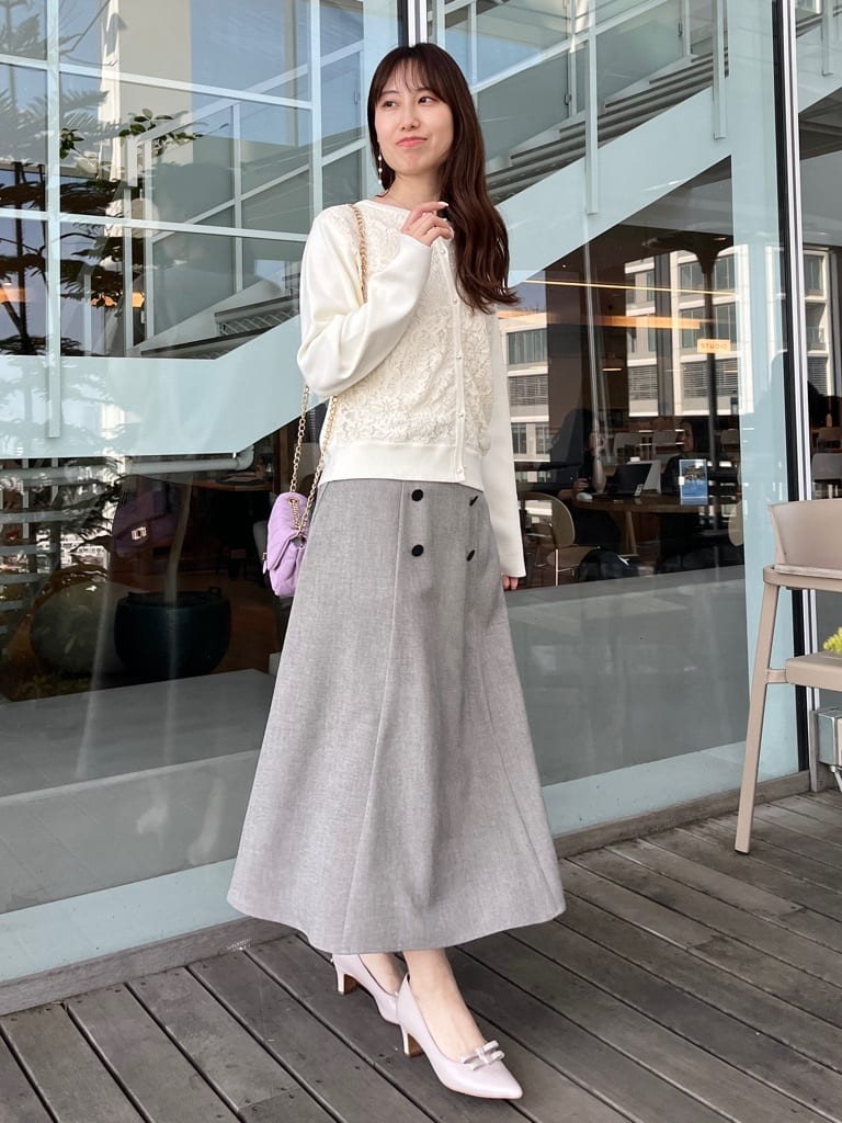 はばさんの「Couture brooch｜【洗える】コードレース カーディガン」を使ったコーディネート