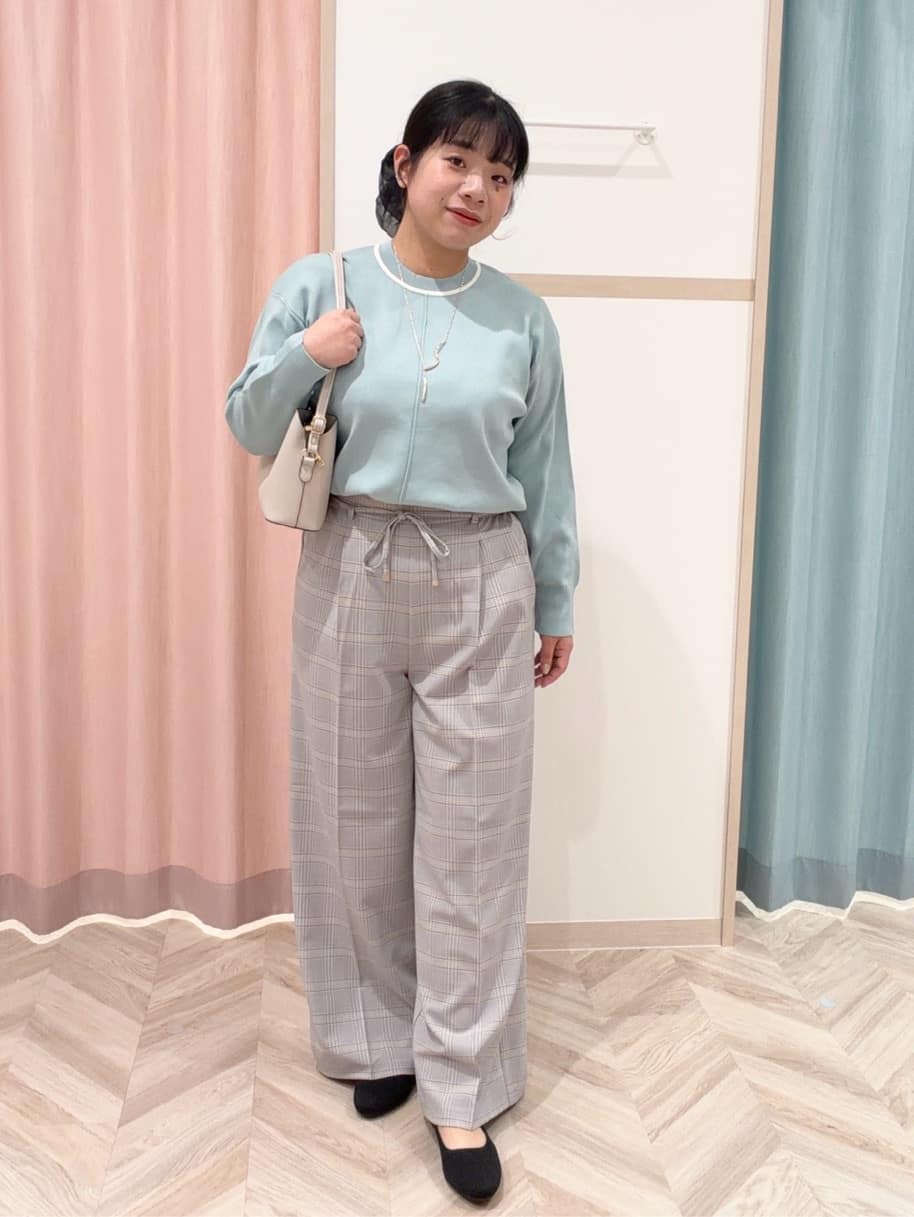 まちゃんなちゃんさんの「SHOO･LA･RUE｜【洗濯機可/S-LL】軽やかなパイピングがポイント スウェットライクニット」を使ったコーディネート