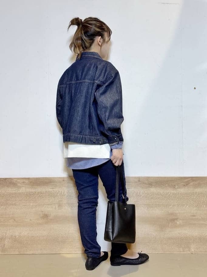 るねさんの「SHOO･LA･RUE｜【SHOO・LA・RUE DENIM】羽織るだけでこなれる　オーバーサイズデニムジャケット」を使ったコーディネート