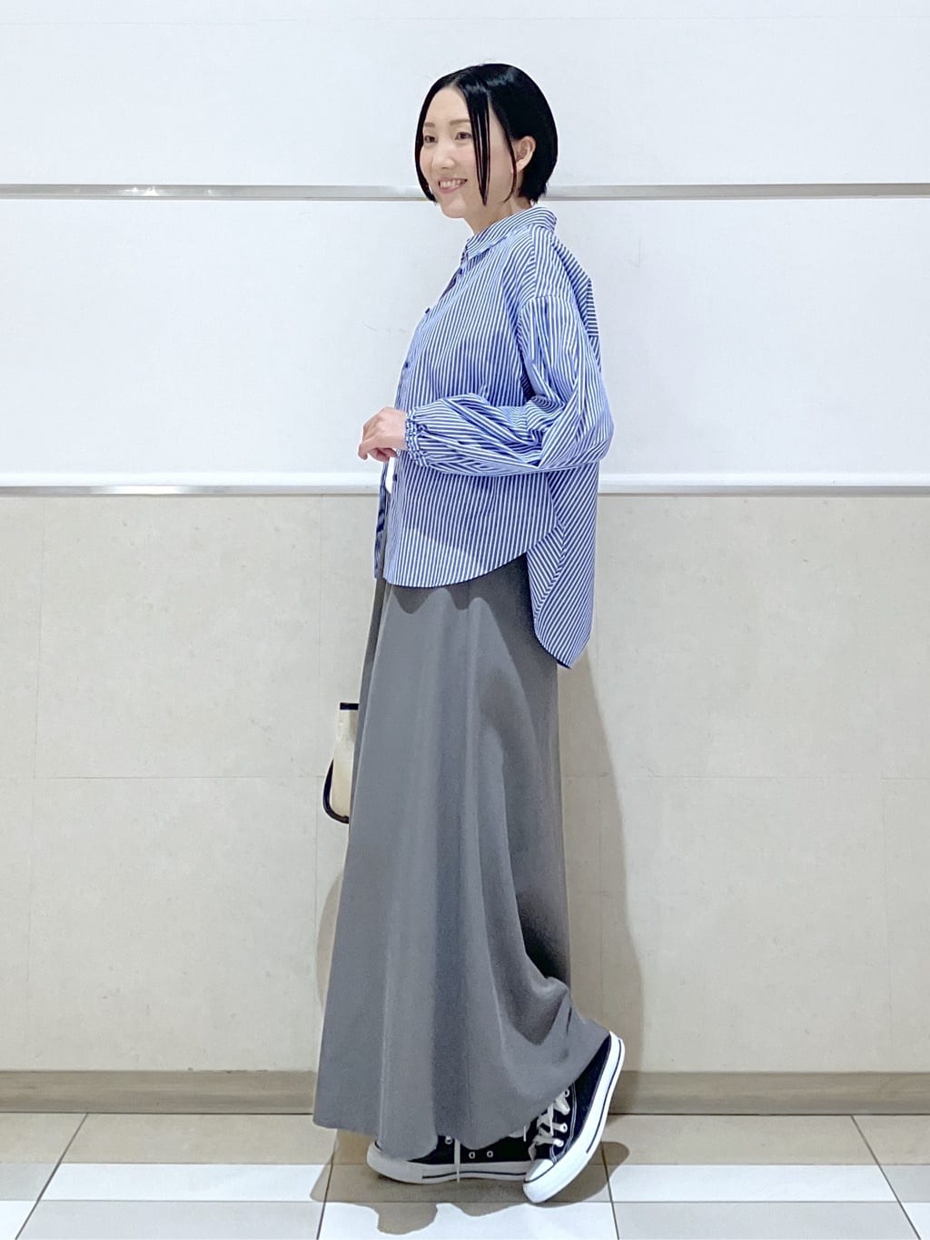 eriko さんの「Dessin｜【洗える】バルーンスリーブバンドカラーシャツ」を使ったコーディネート