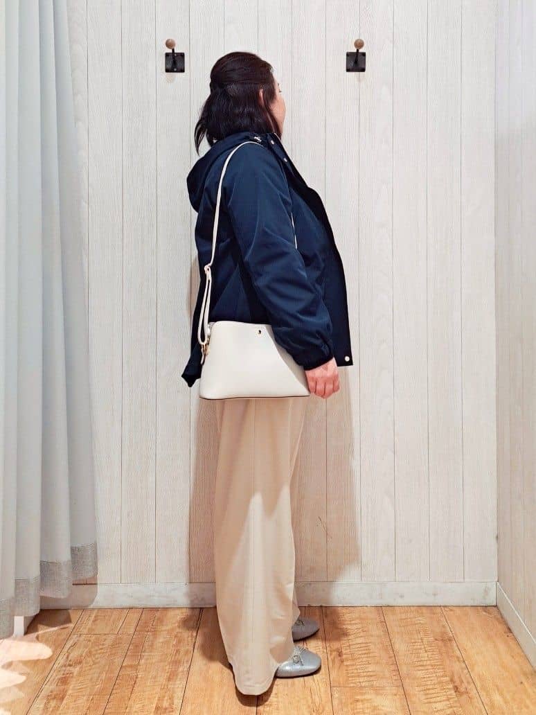 kotomiさんの「SHOO･LA･RUE｜【洗濯機可/S-LL】ゆるシルエット 甘すぎない　大人の花柄もちもちニット」を使ったコーディネート