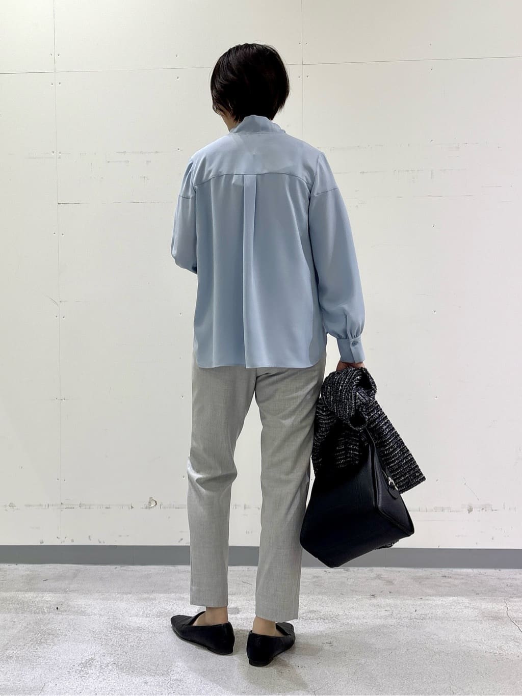 yuriさんの「INDIVI｜【洗える】ジョーゼットボウタイブラウス」を使ったコーディネート