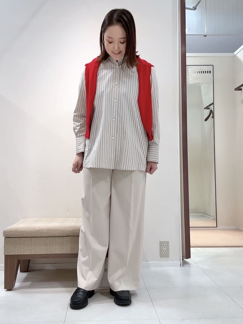 YUIさんの「UNTITLED｜【アンサンブル可/洗える】ウォームスパン カーディガン」を使ったコーディネート