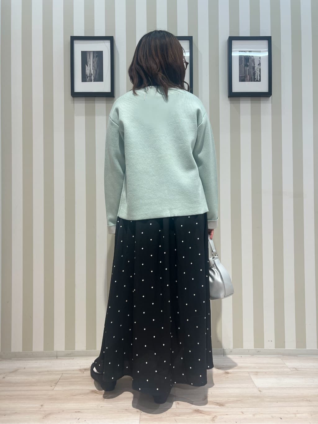 manaさんの「SHOO･LA･RUE｜【洗濯機可/S-LL】品良くきまる 配色カーディガン」を使ったコーディネート