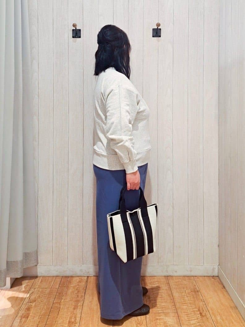 kotomiさんの「SHOO･LA･RUE｜【着丈選べる/きっと虜になる】あったかもちもち ワイドパンツ」を使ったコーディネート