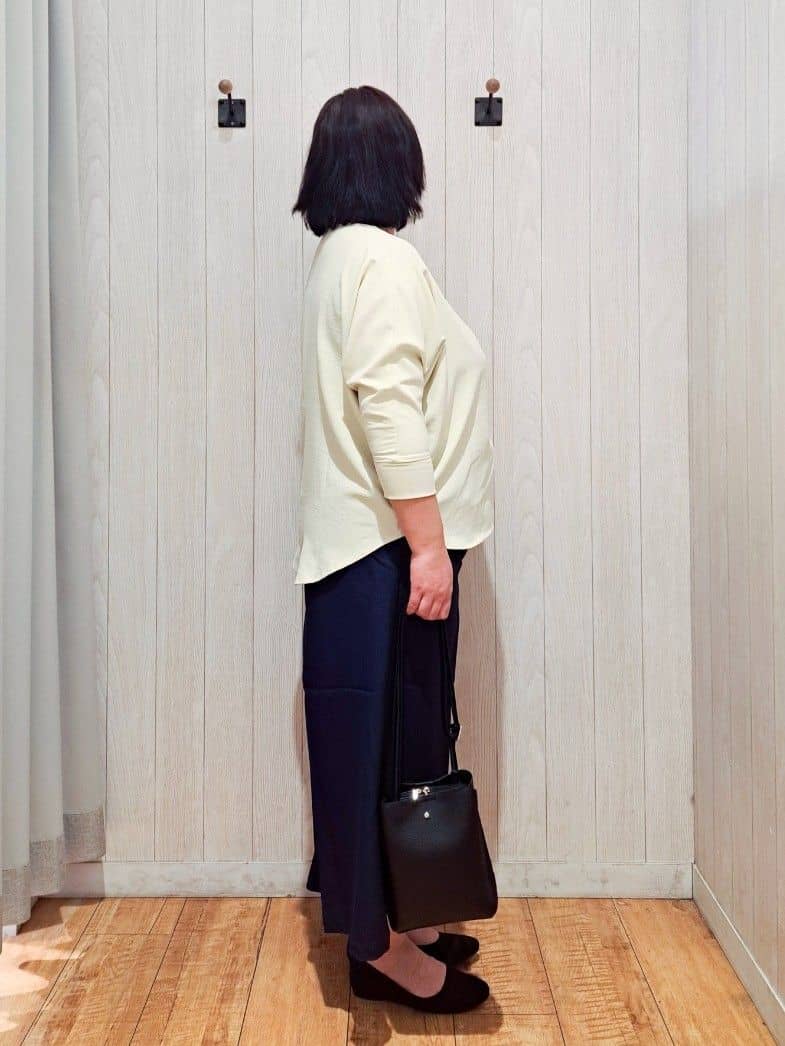 kotomiさんの「SHOO･LA･RUE｜【洗濯機可/S-LL】ハイウエストで美脚見え リボンクロップドワイドパンツ」を使ったコーディネート