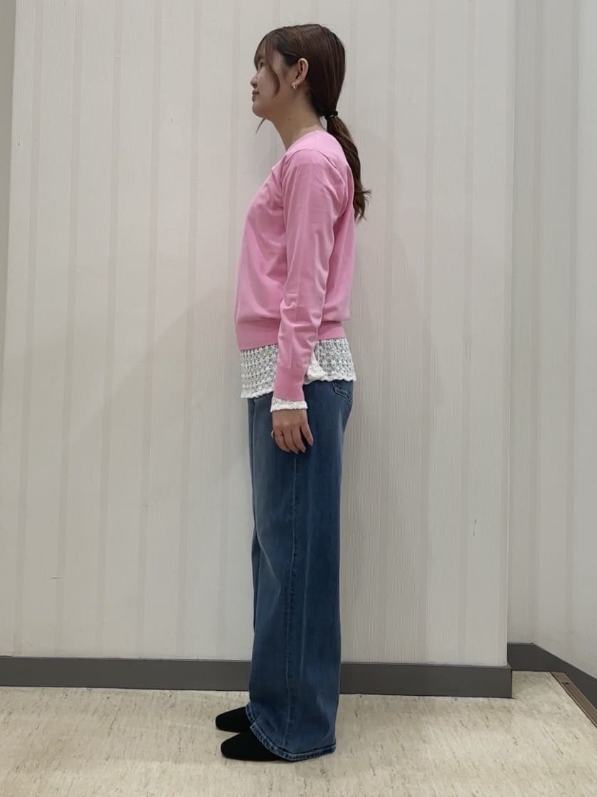 ちひさんの「INDIVI｜【洗える／アンサンブル可能】シンプルデザインニット」を使ったコーディネート