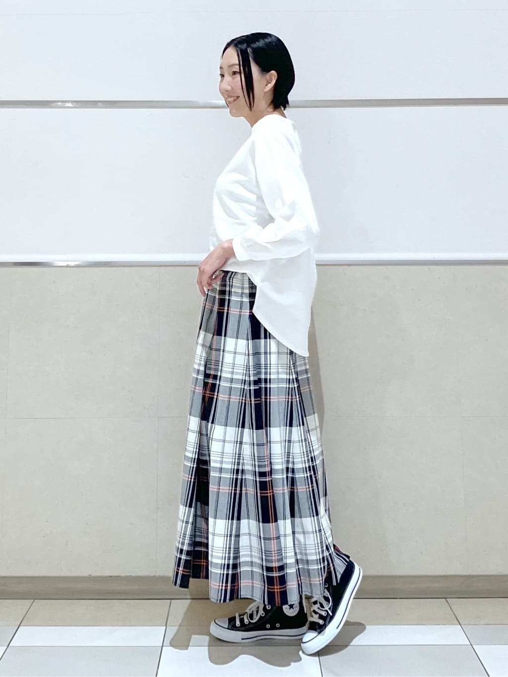 eriko さんの「Dessin｜【360度可愛い・洗える】バックヘンリーカットソー」を使ったコーディネート