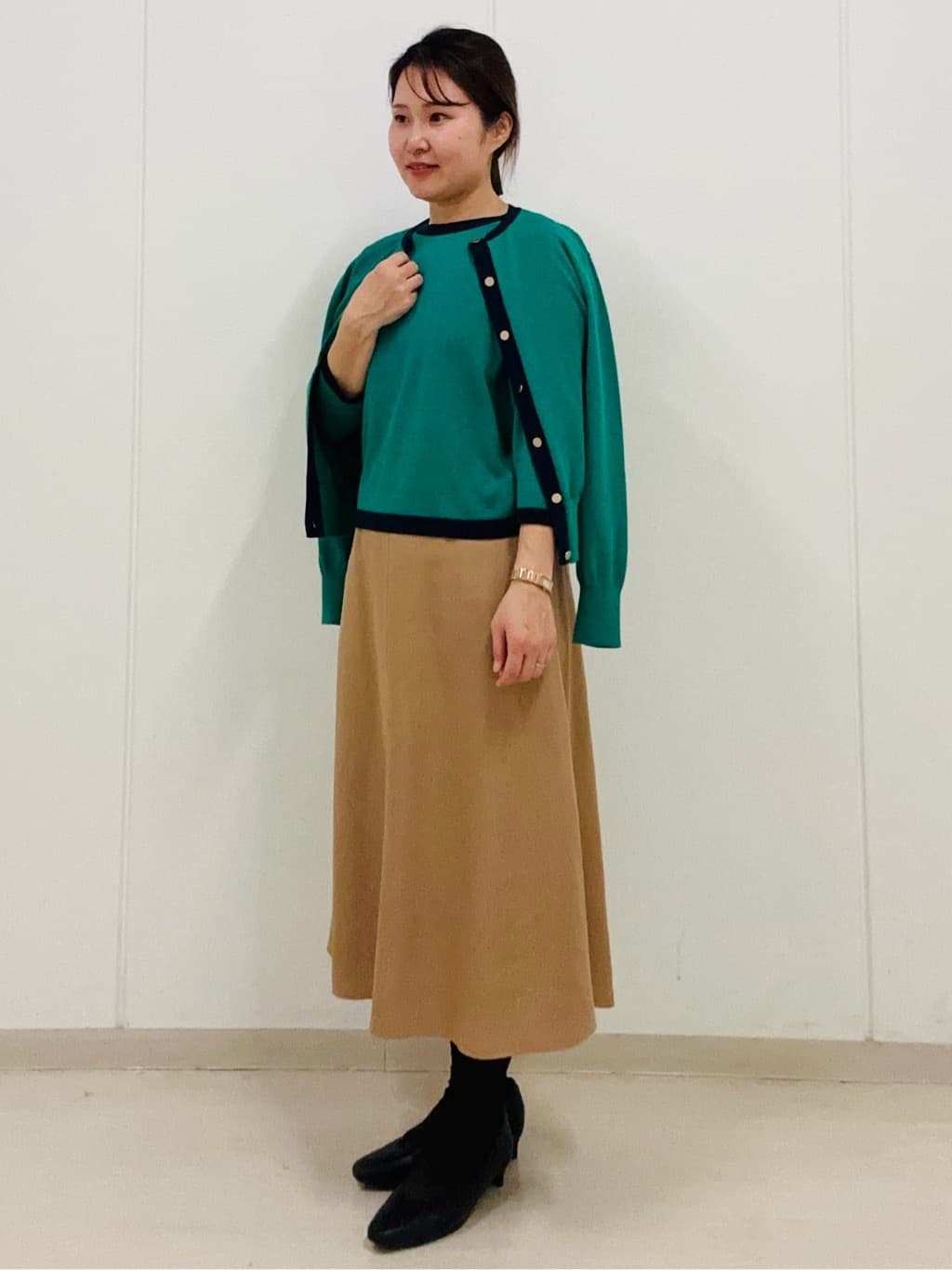 haseさんの「Reflect｜【アンサンブル可】バイカラーカーディガン」を使ったコーディネート