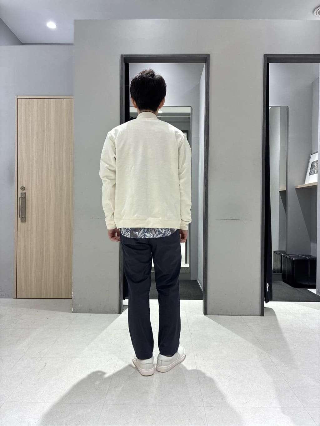 わいずみさんの「TAKEO KIKUCHI｜スライドパズル ジャカード ブルゾン」を使ったコーディネート