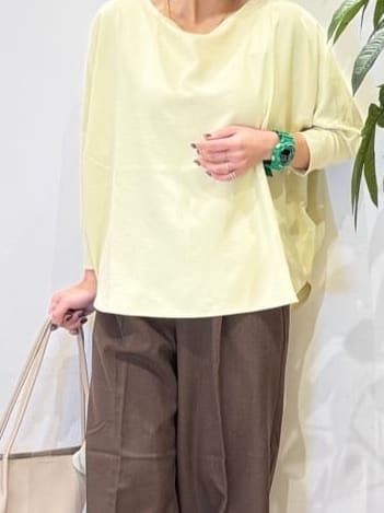 misakiさんの「SHOO･LA･RUE｜【洗濯機可/セットアップ可/UV/SS-LL】楽してきちんと きれい見えゆったりワイドパンツ」を使ったコーディネート