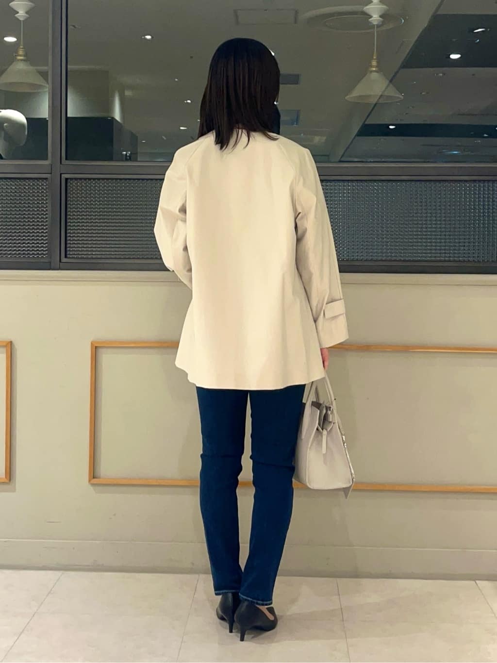 kumiさんの「INDIVI｜【通年活躍！褒められデニム】スキニー デニムパンツ」を使ったコーディネート